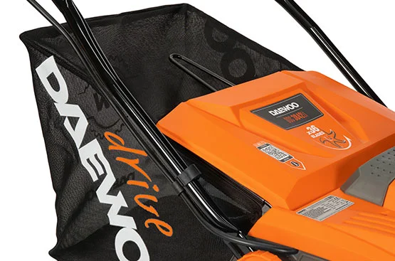 Pojemny kosz na trawę