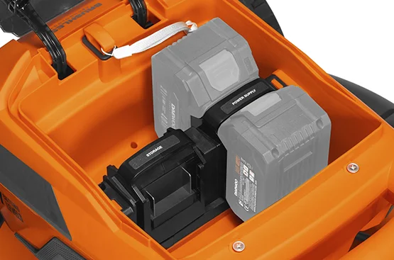 Schowek na akumulatory