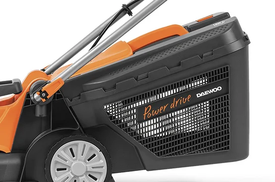 Pojemny kosz na trawę