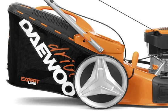 Pojemny kosz na trawę